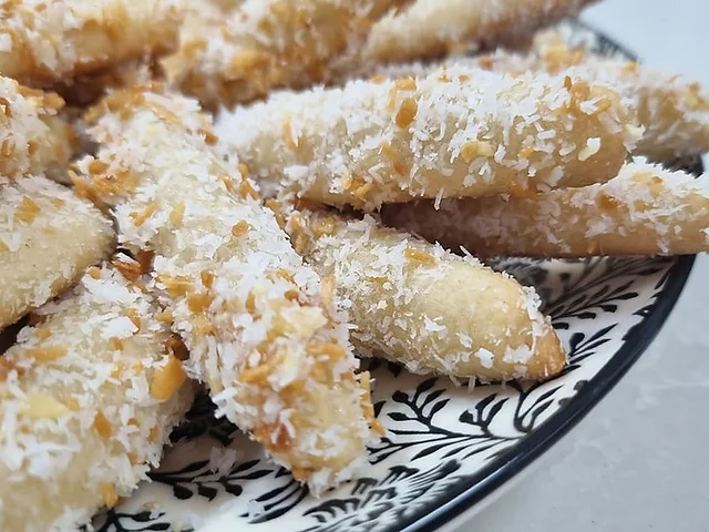 Coconut fingers