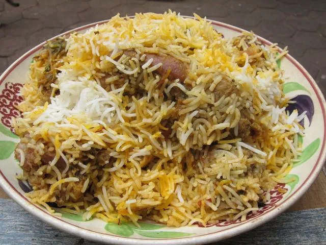 Biryani de pollo