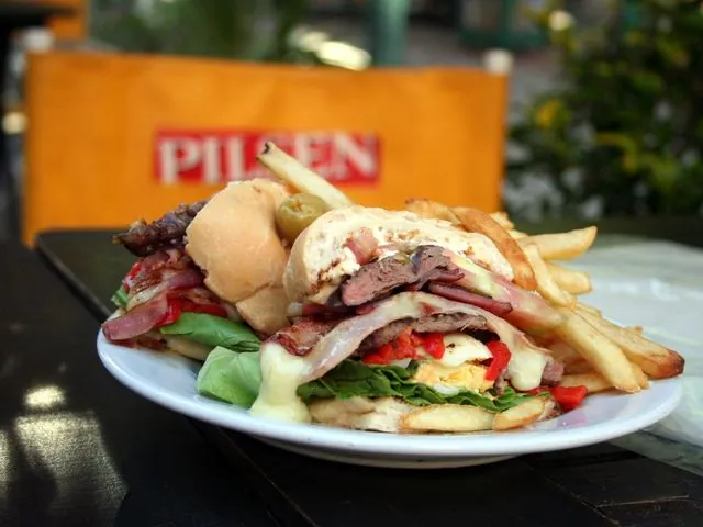 Chivito al plato