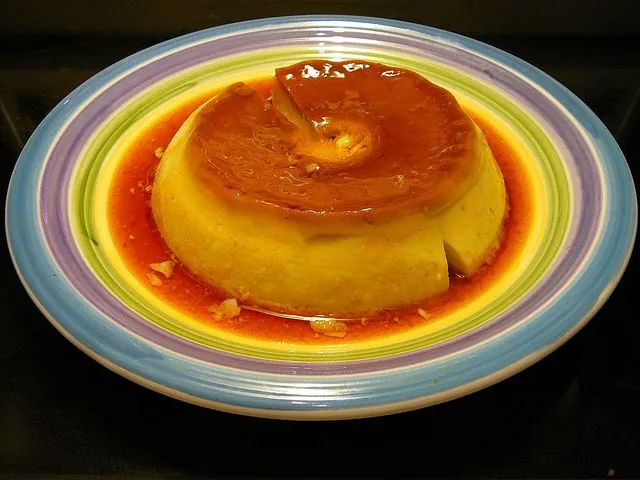 Flan de leche cubano