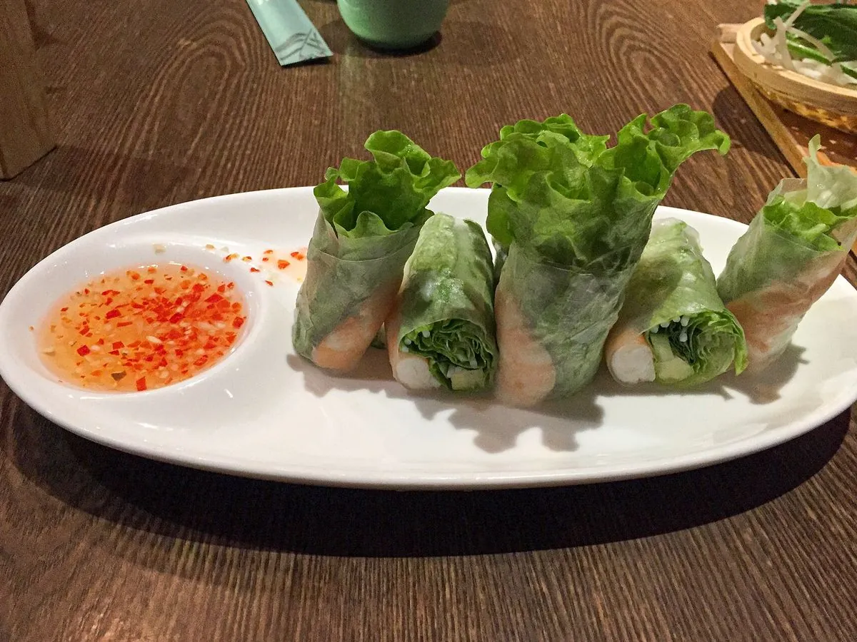 Gỏi cuốn (rollitos frescos)