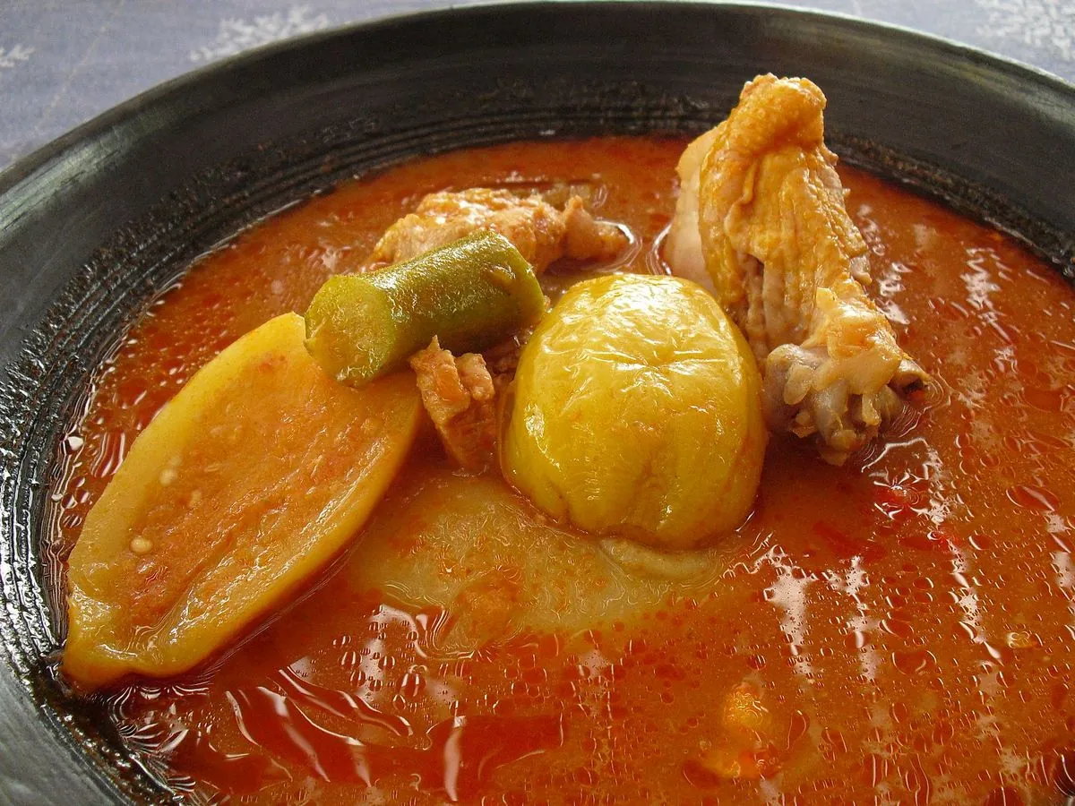 Light soup con fufu