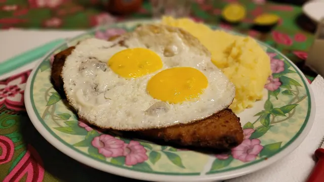 Milanesa a caballo