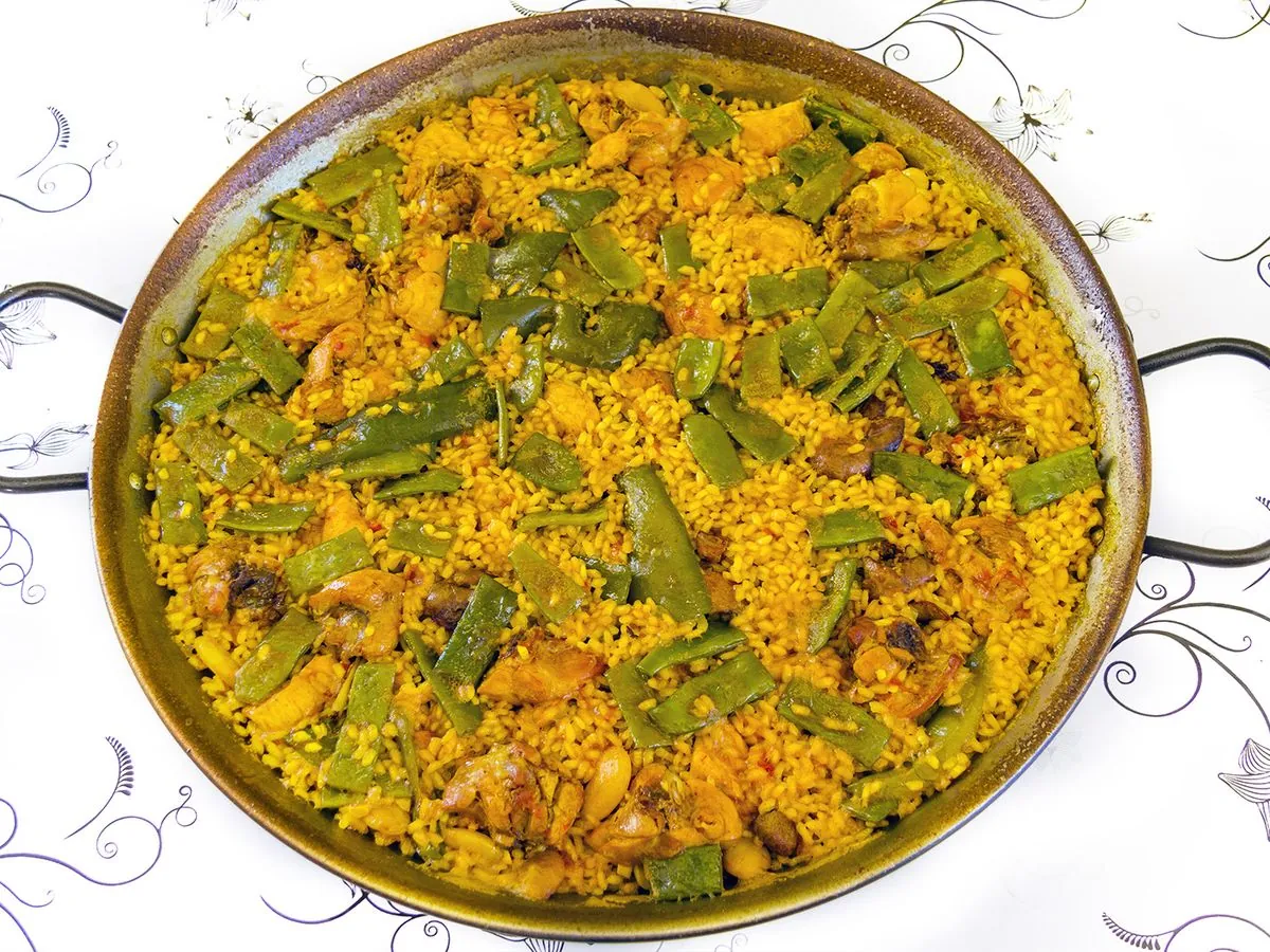Paella valenciana