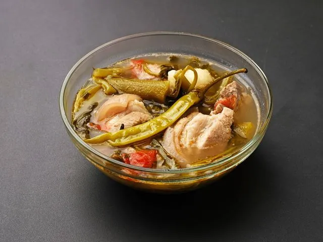Sinigang de cerdo