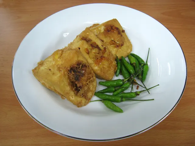 Tahu isi