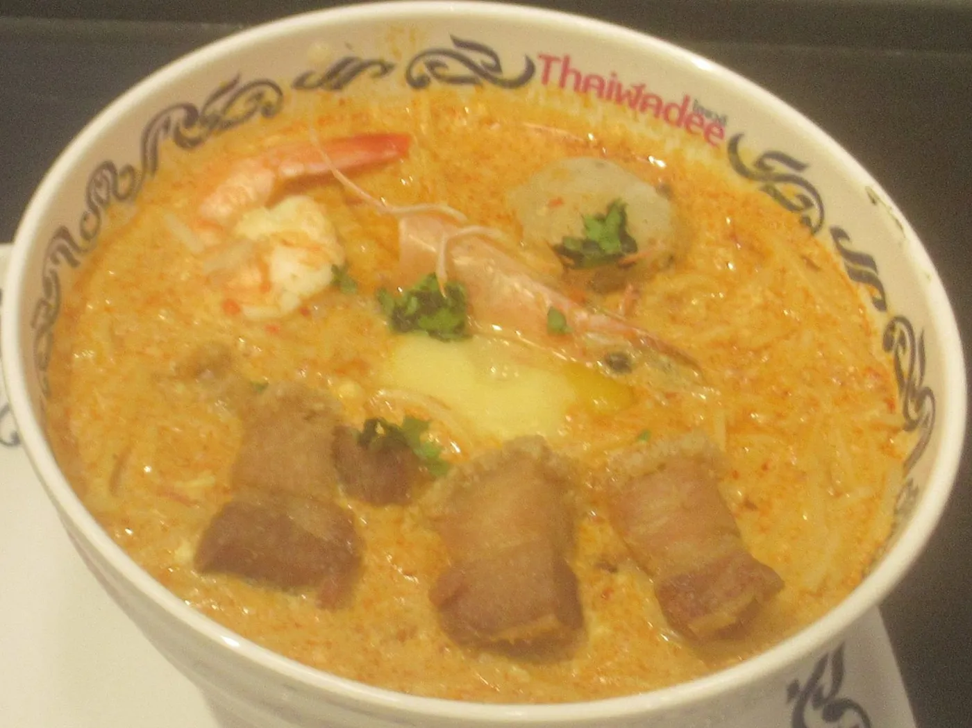 Tom yum nam khon