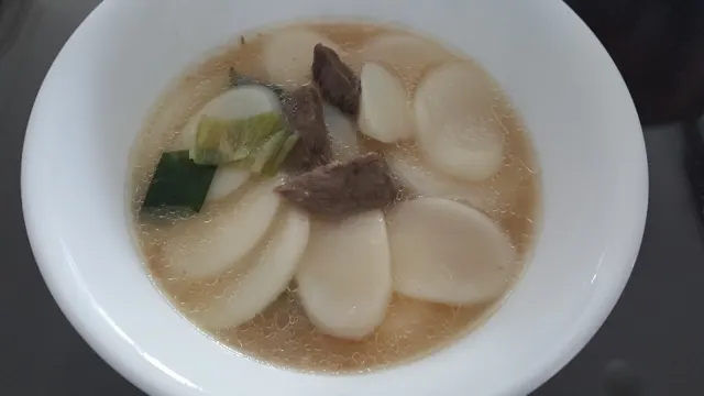 Tteokguk